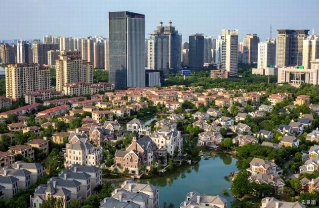 国宝花园 | 城央藏墅 ，，，一生一遇